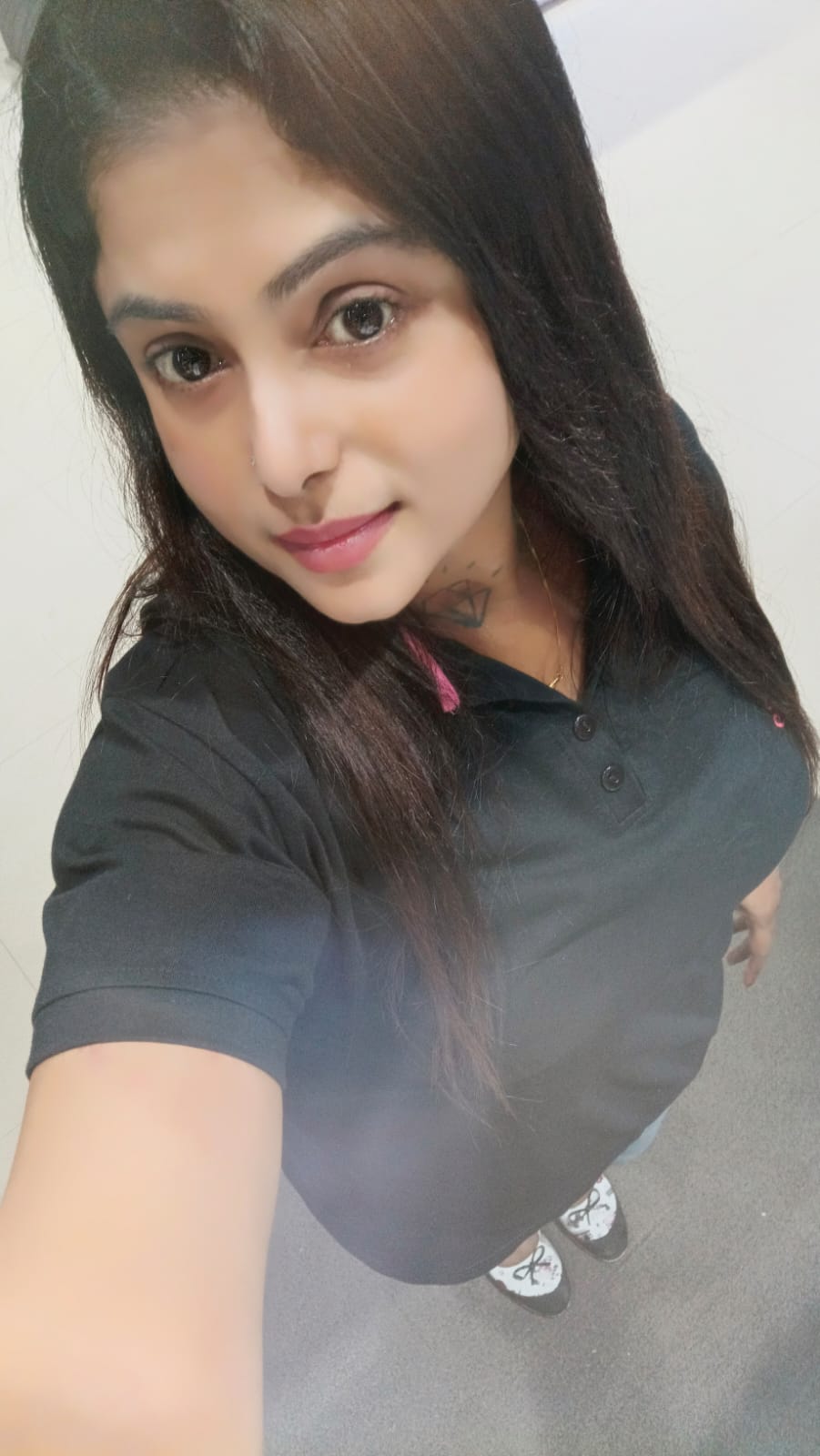 Discover gomati, Call Girl in North 24 Parganas profile photo in North 24 Parganas - photo 2